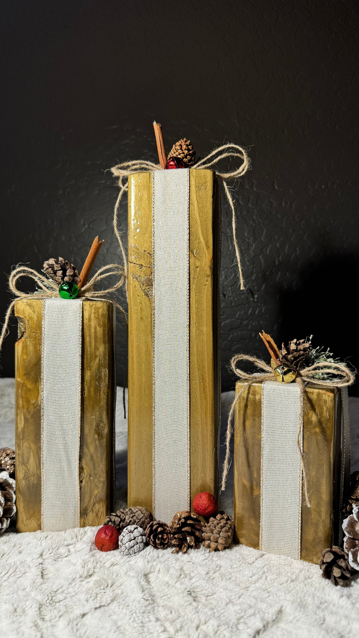 Gold Hue Christmas Gift Decor Set